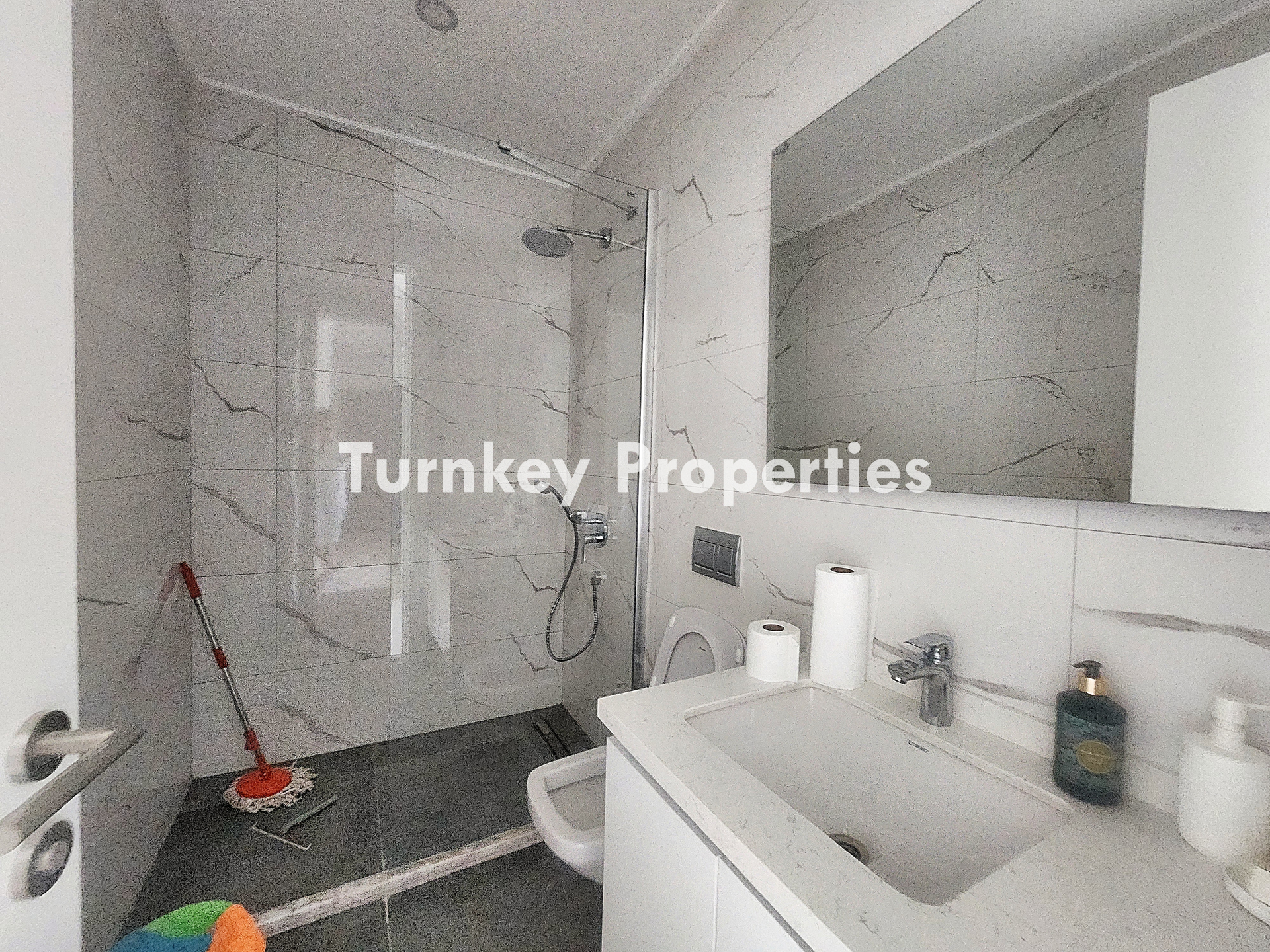 Acropol City Bodrum Merkez Satılık 3+1 Bahçe Katı Havuzlu Daire